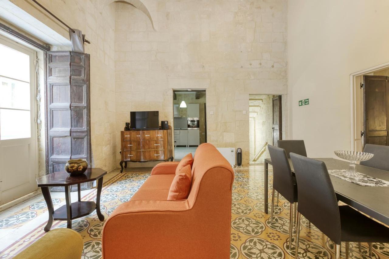 Vlt214- Valletta 2 Bedroom Townhouse Luaran gambar